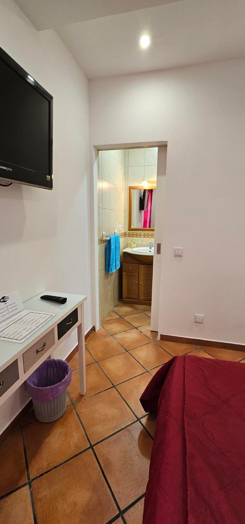 Lemon Tree Relaxing Guesthouse Lagos Ngoại thất bức ảnh