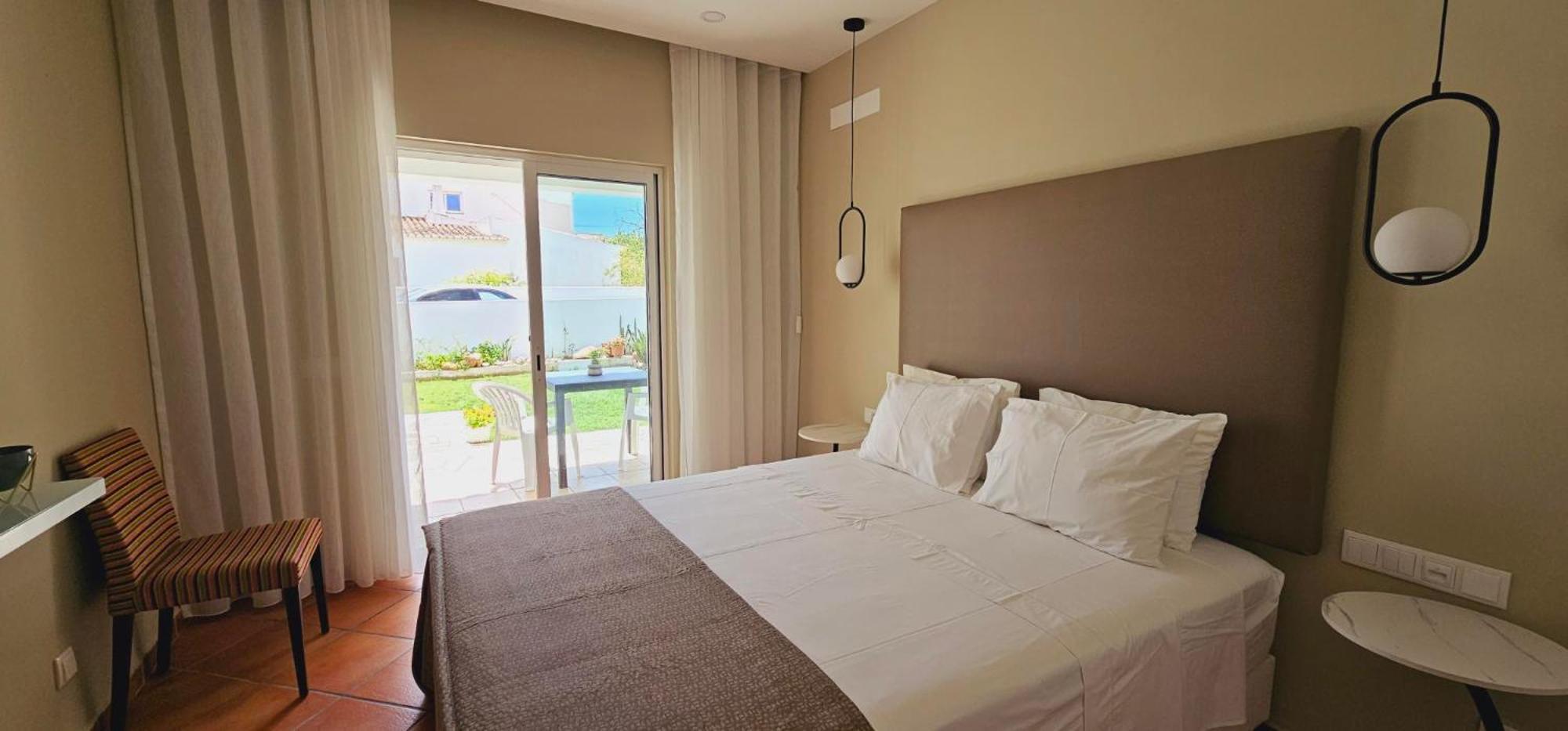 Lemon Tree Relaxing Guesthouse Lagos Ngoại thất bức ảnh