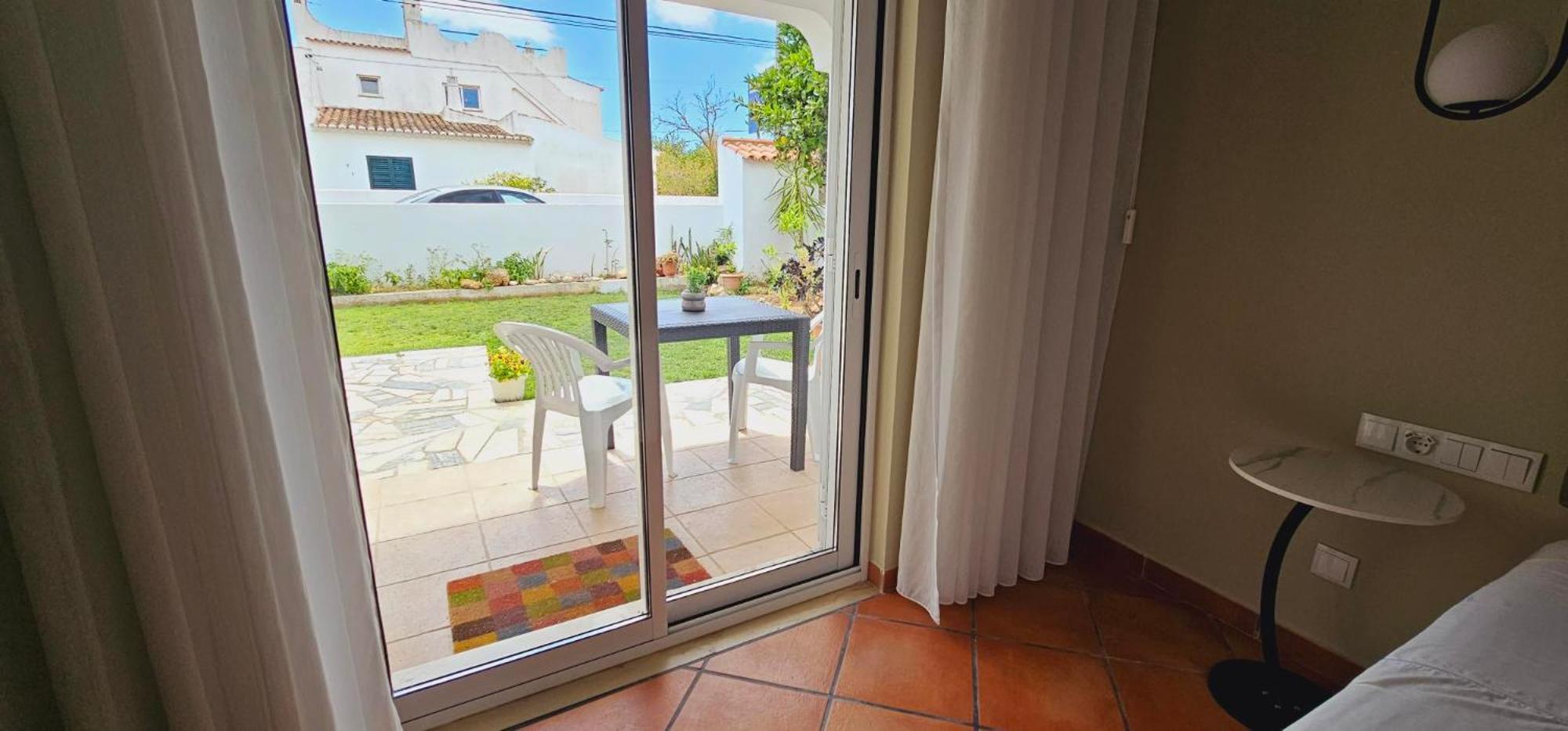 Lemon Tree Relaxing Guesthouse Lagos Ngoại thất bức ảnh